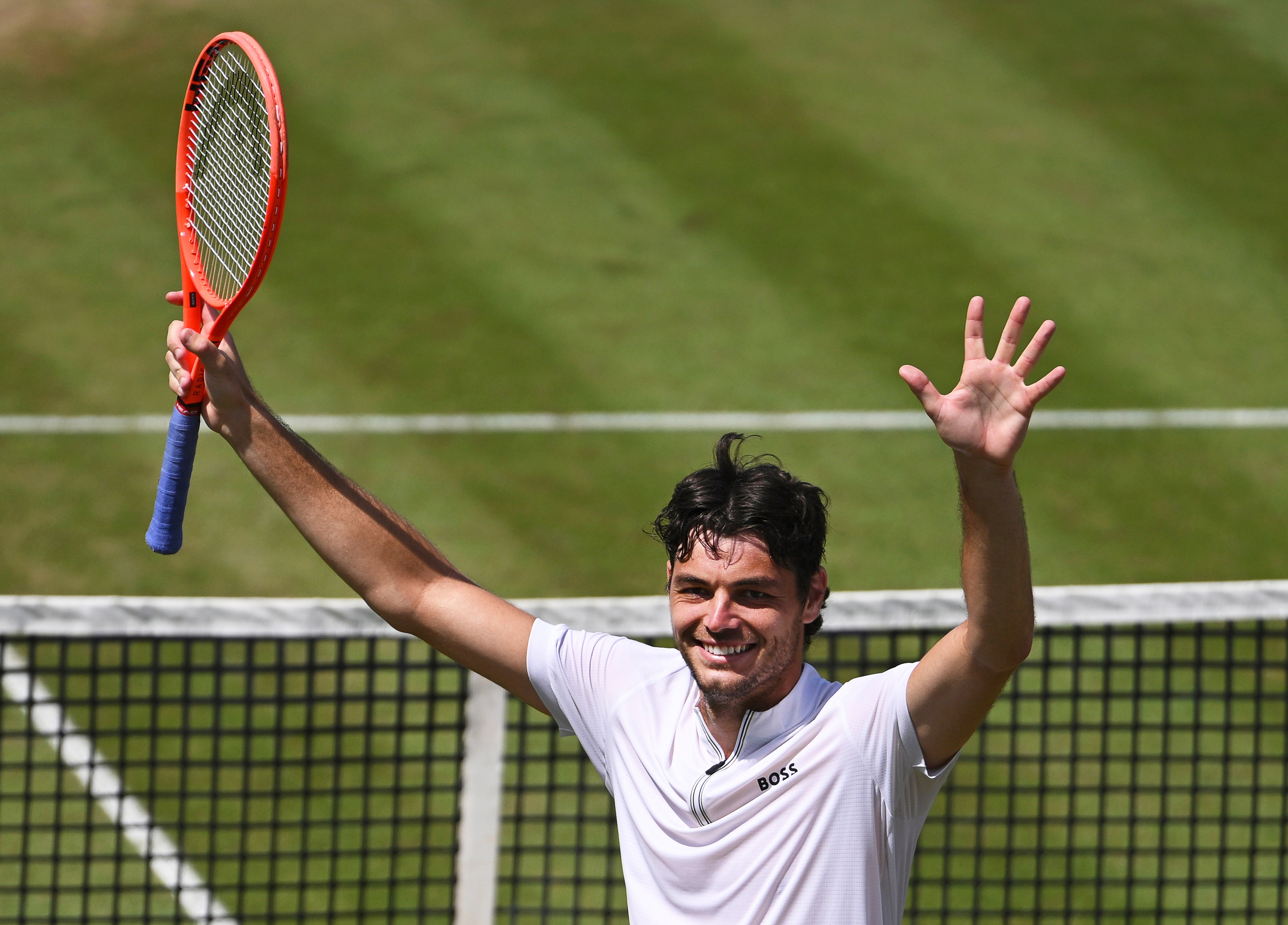 斯图加特队员状态神勇,助力夺冠(斯图加特足球俱乐部) 斯图加特队员状态神勇,助力夺冠(斯图加特足球俱乐部)