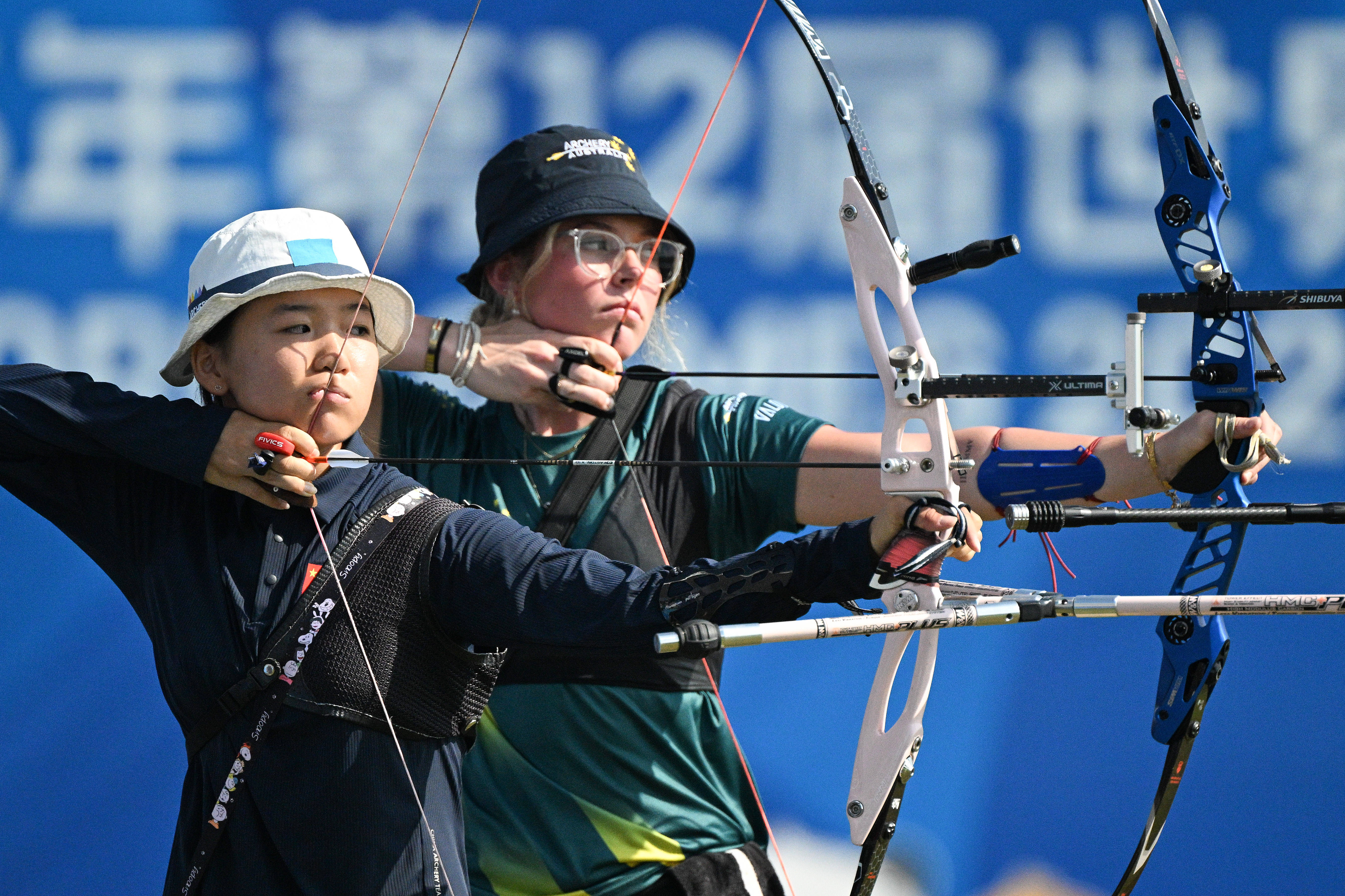 开云-张弓射箭争胜，欧洲足球赛事精彩耀眼(极速争胜第四季)